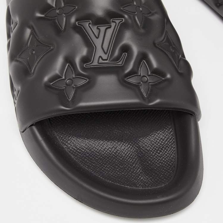 Pre Owned Louis Vuitton Black Monogram Rubber Waterfront Mule Sandals Size 42