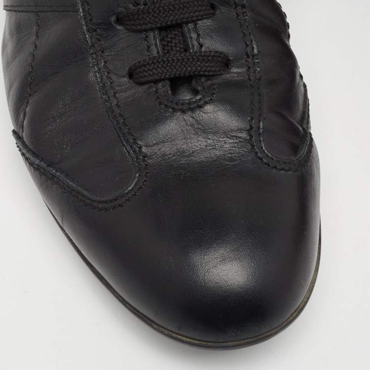 Pre Owned Louis Vuitton Black Leather Low Top Sneakers Size 43