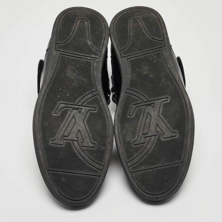 مملوكة مسبقًا Louis Vuitton Black Leather and Monogram Canvas Passenger Sneakers Size 42.5