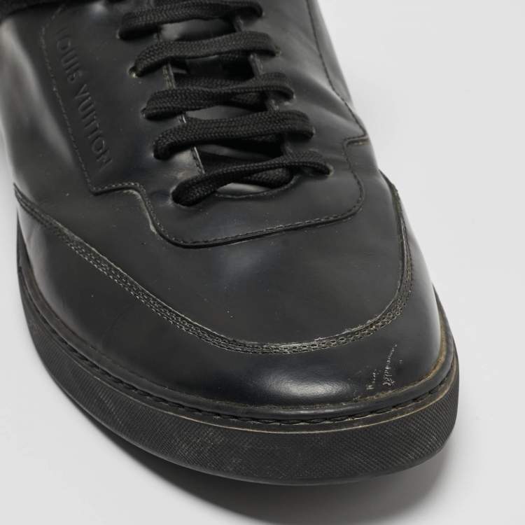 مملوكة مسبقًا Louis Vuitton Black Leather and Monogram Canvas Passenger Sneakers Size 42.5