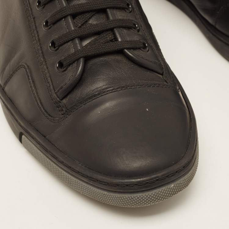Pre Owned Louis Vuitton Black Leather Low Top Sneakers Size 43
