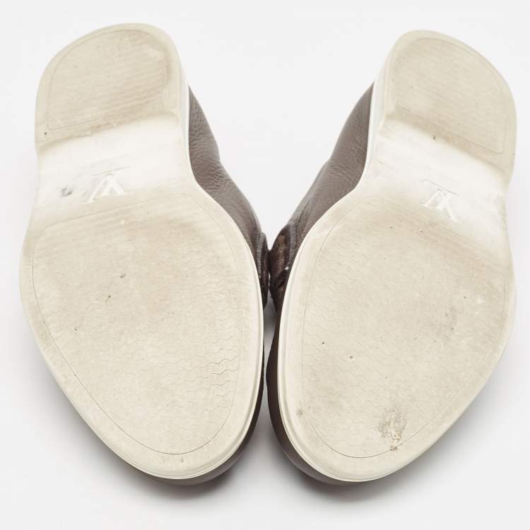 مملوكة مسبقًا Louis Vuitton Brown Leather Slip On Loafers Size 41.5 