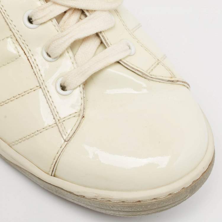 Pre Owned Marc Jacobs White Patent Leather Low Top Sneakers Size 42