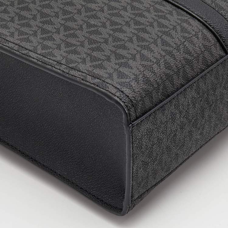Pre Owned Michael Kors Black Signature Coated Canvas Cooper Business Tote