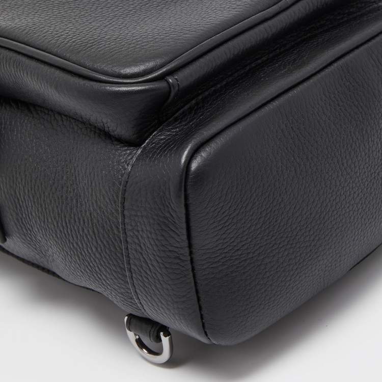 Pre Owned Michael Kors Black Leather Commuter Sling Bag