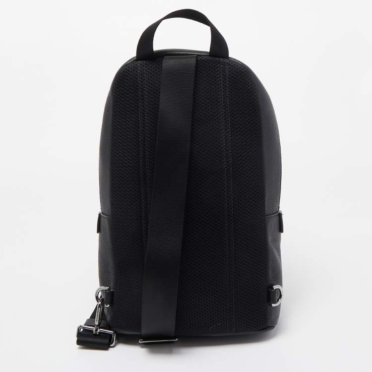 Pre Owned Michael Kors Black Leather Commuter Sling Bag