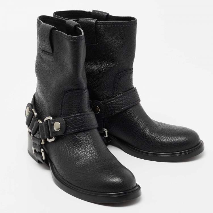 مملوكة مسبقًا Miu Miu Black Leather Harness Moto Boots Size 40