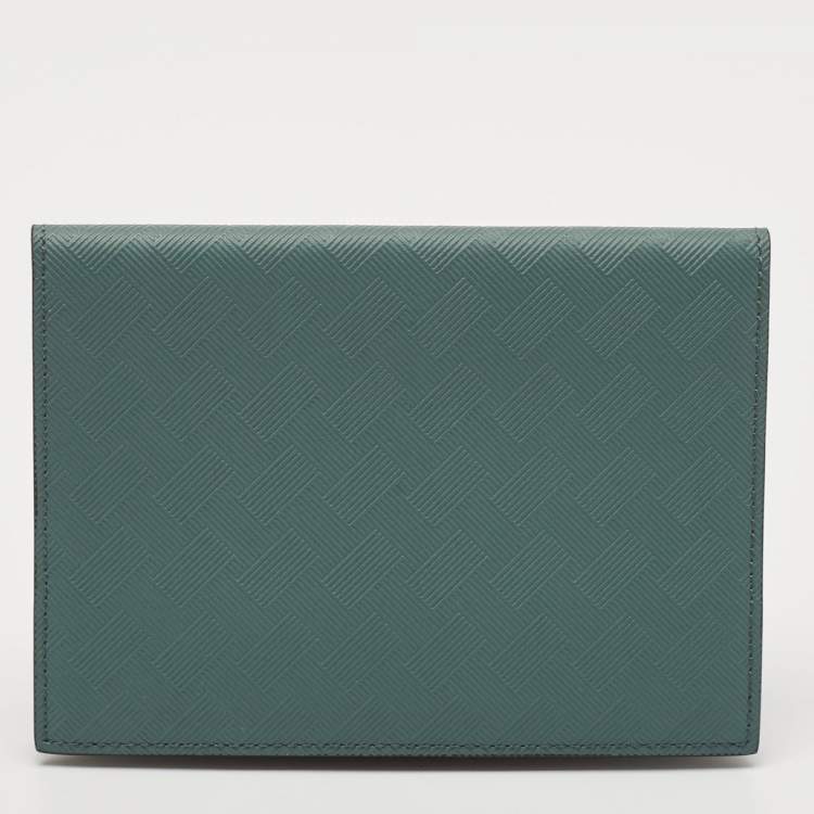 Pre Owned Montblanc x Zidane Green Textured Leather Extreme 3.0 Passport Holder