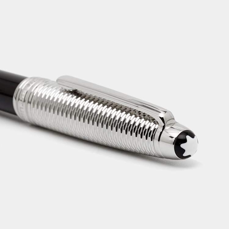 Pre Owned Montblanc Meisterstück Doué Geometry Resin Silver Tone Classique RollerBall Pen