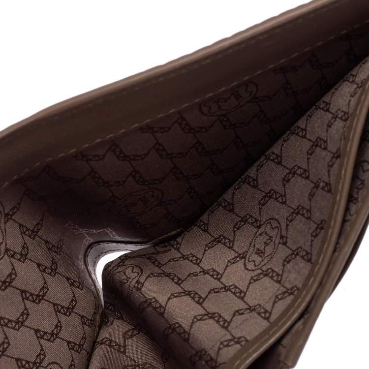 Pre Owned Montblanc Beige Croc Embossed Leather Meisterstuck Bifold Wallet