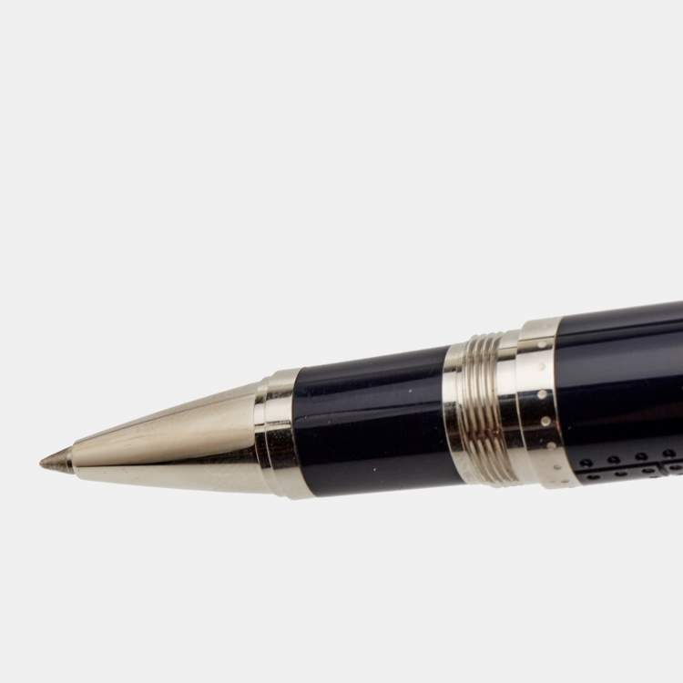 Pre Owned Mont Blanc Writers Edition von 2017 A de Saint Exupery Resin Silver Tone Rollerball Pen