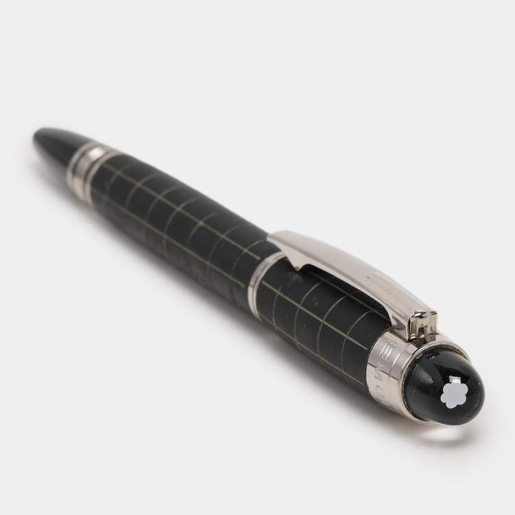 Pre Owned Montblanc Black Starwalker Rubber Resin Silver Tone Ballpoint Pen