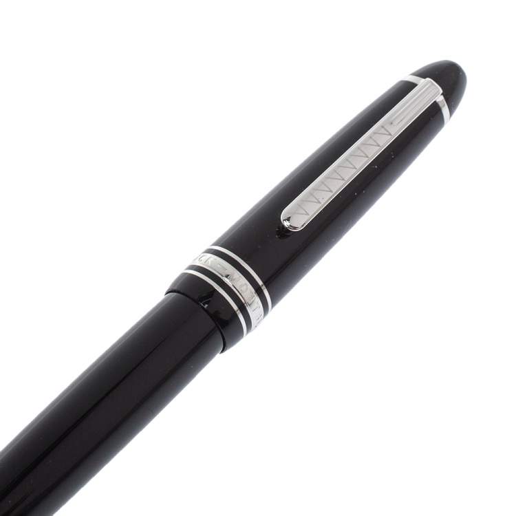 Pre Owned Montblanc Meisterstück Black Resin Rollerball Pen