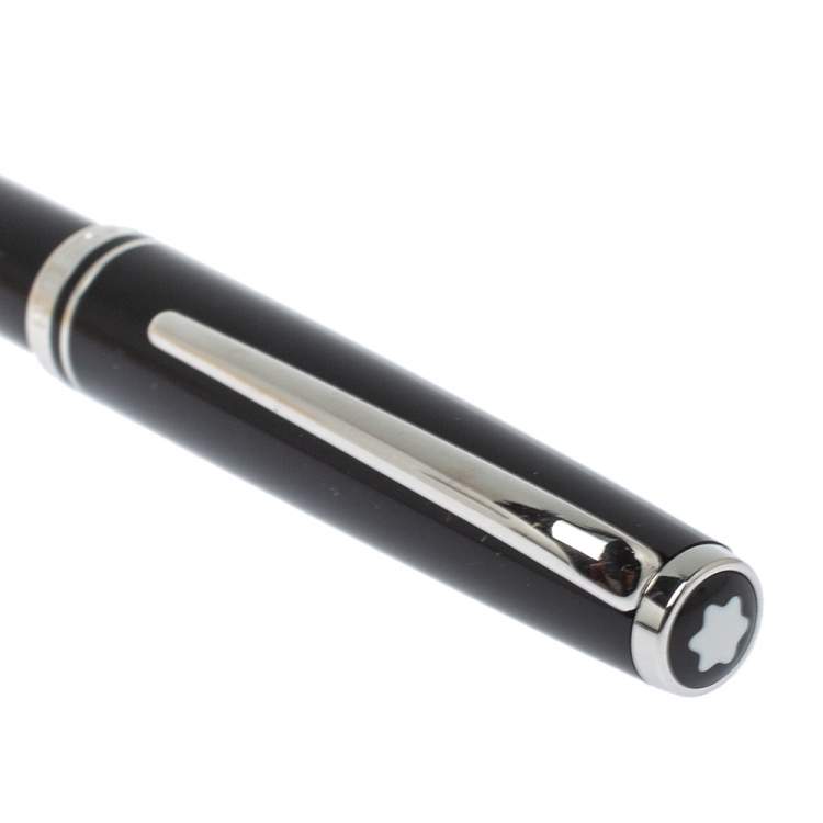 Pre Owned Montblanc Black Resin Platinum Finish Ballpoint Pen