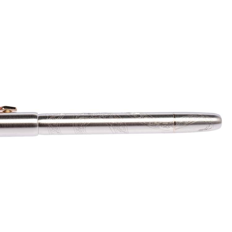 مملوكة مسبقًا Montblanc Heritage Rouge et Noir Solitaire Serpent Platinum Coated Limited Edition Rollerball Pen