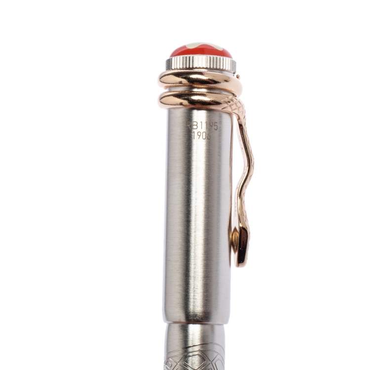 مملوكة مسبقًا Montblanc Heritage Rouge et Noir Solitaire Serpent Platinum Coated Limited Edition Rollerball Pen