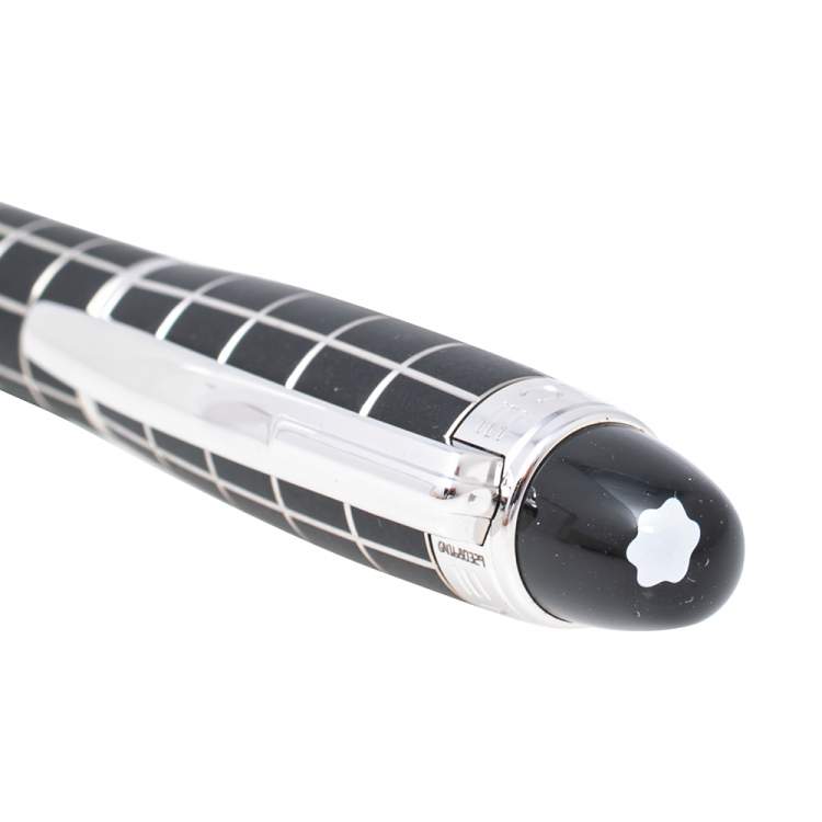 Pre Owned Montblanc Starwalker Black Rubber Grid Silver Tone Fineliner Pen