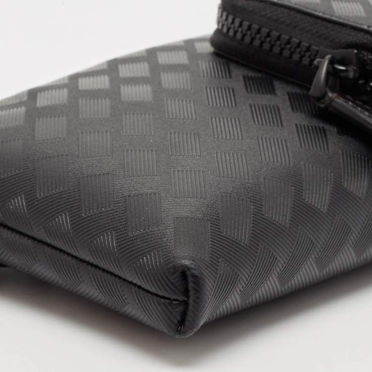 Pre Owned Montblanc Black Textured Leather Extreme 3.0 Zip Around Wallet