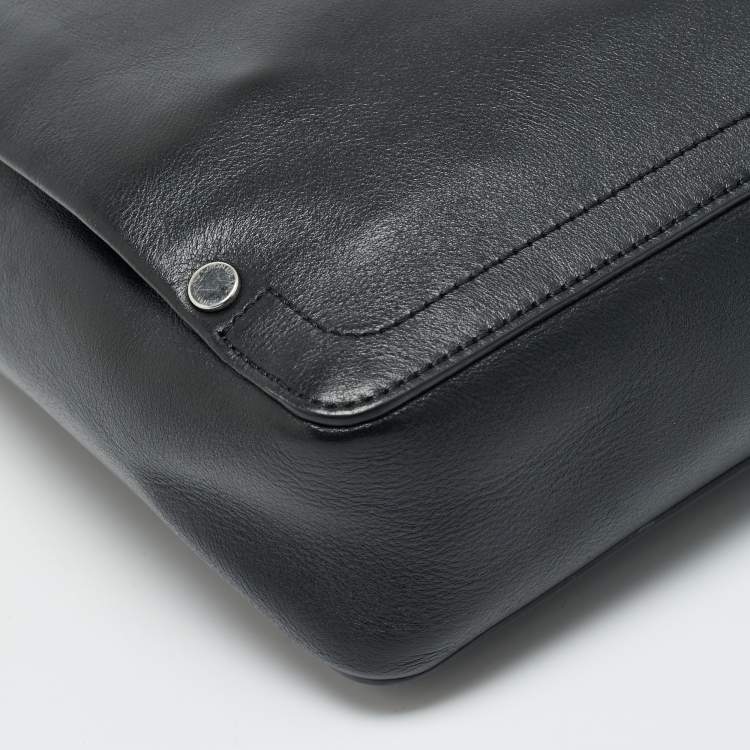 مملوكة مسبقًا Montblanc Meisterstück Selection Black Leather Sling Bag