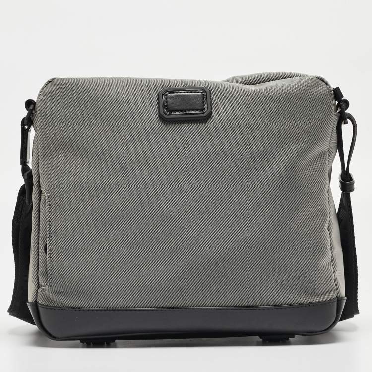 Pre Owned Montblanc Black/Grey Nylon Nightflight Messenger Bag