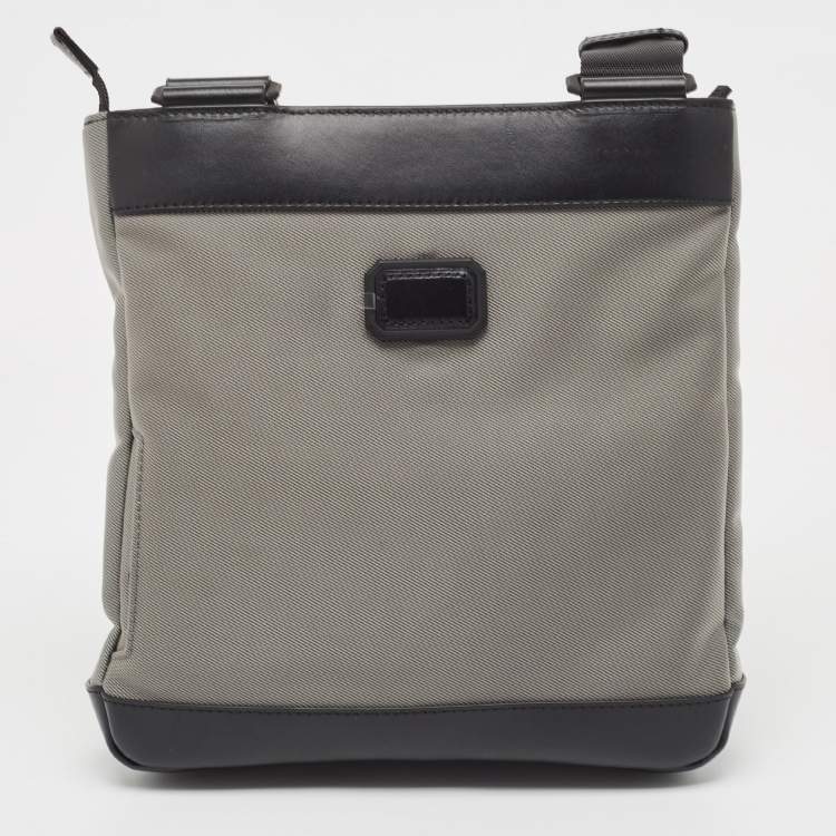 Pre Owned Montblanc Grey/Black Nylon and Leather Nightflight Messenger Bag