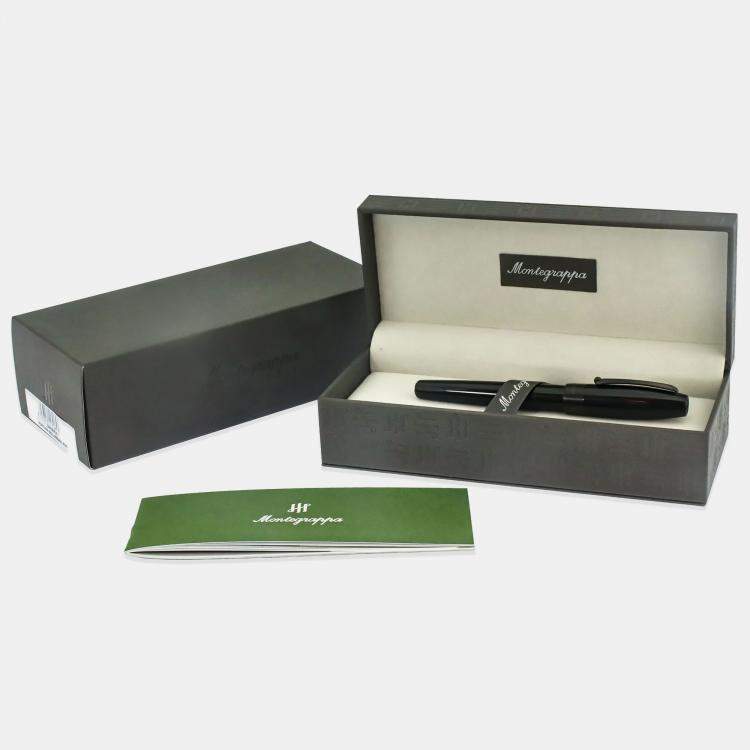 Pre Owned Montegrappa Fortuna Black with Black Trim Fountain Pen (F)