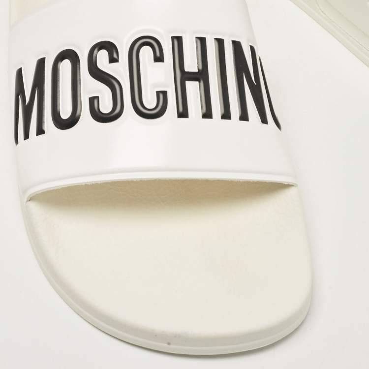 Pre Owned Moschino White Leather Logo Flat Sandals Size 42