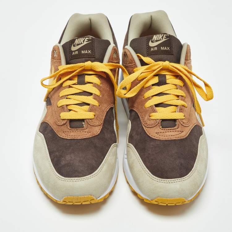 Pre Owned حذاء رياضي نايك اير ماكس 1 شبك و جلد شامواه أخضر / أبيض بطيخ مقاس 45