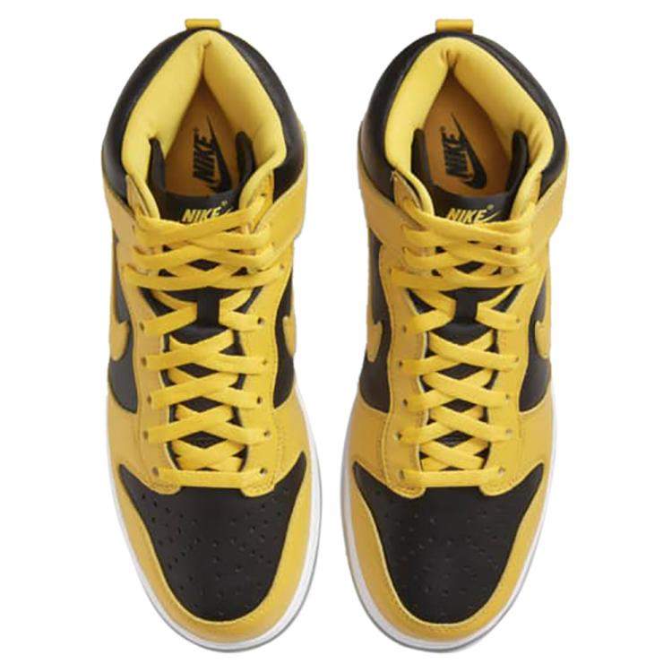 Pre Owned Nike Dunk High Varsity Maize EU Size 44.5 US Size 10.5