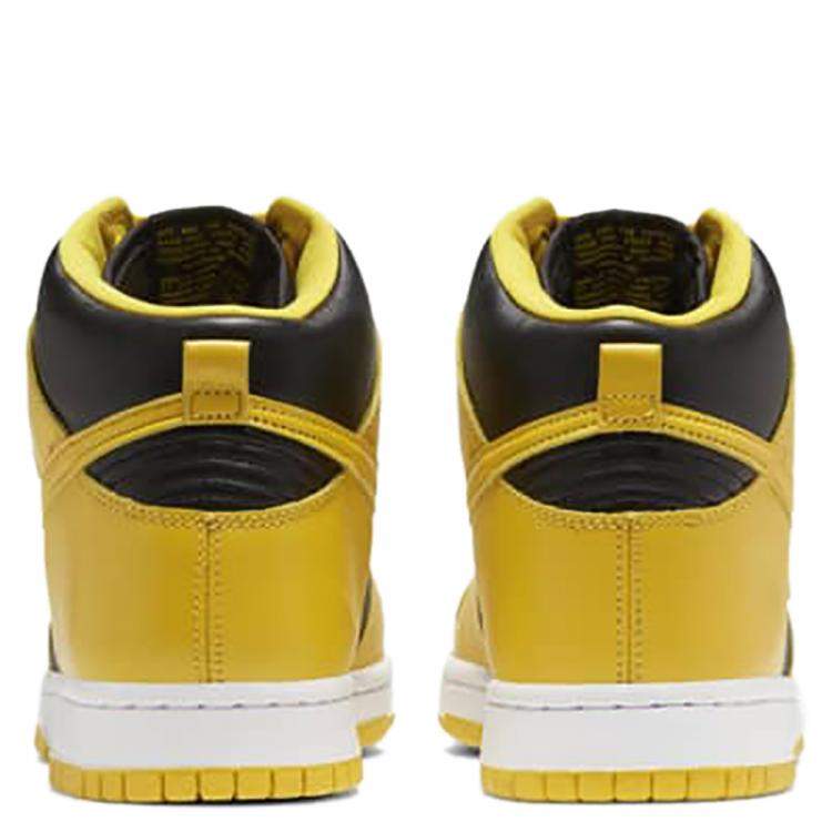 Pre Owned Nike Dunk High Varsity Maize EU Size 45 US Size 11