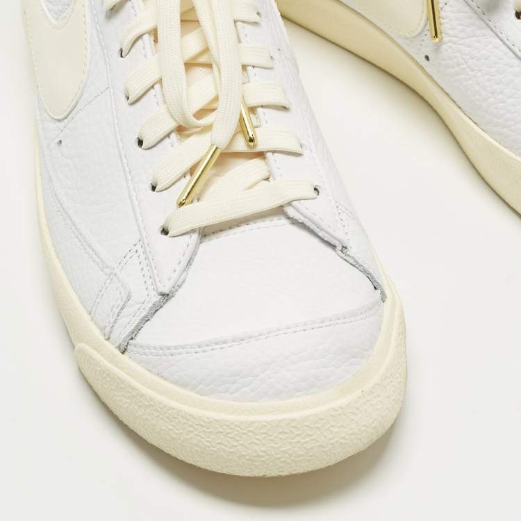 Pre Owned Nike Blazer Mid sacai Size 45 Cream/White Leather High Top Sneakers
