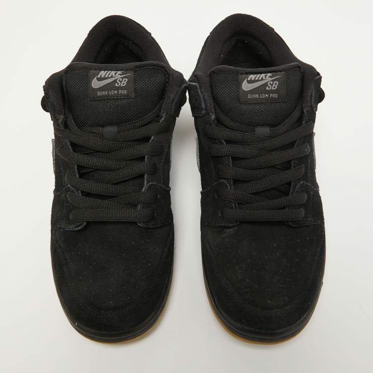 Pre Owned Nike Black Suede SB Dunk Low Pro Sneakers Size 42.5
