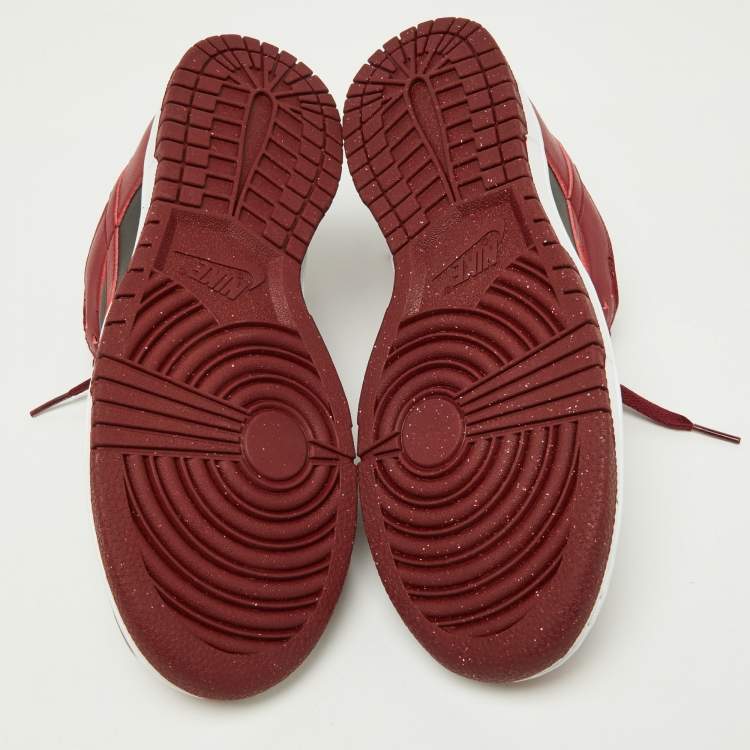 Pre Owned Nike Red/Black Leather Dunk Low Top "Team Red" Sneakers Size 40