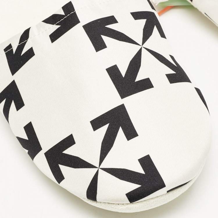 Pre Owned Off-White White/Black Arrow Pattern Fabric Slippers Size L/XL