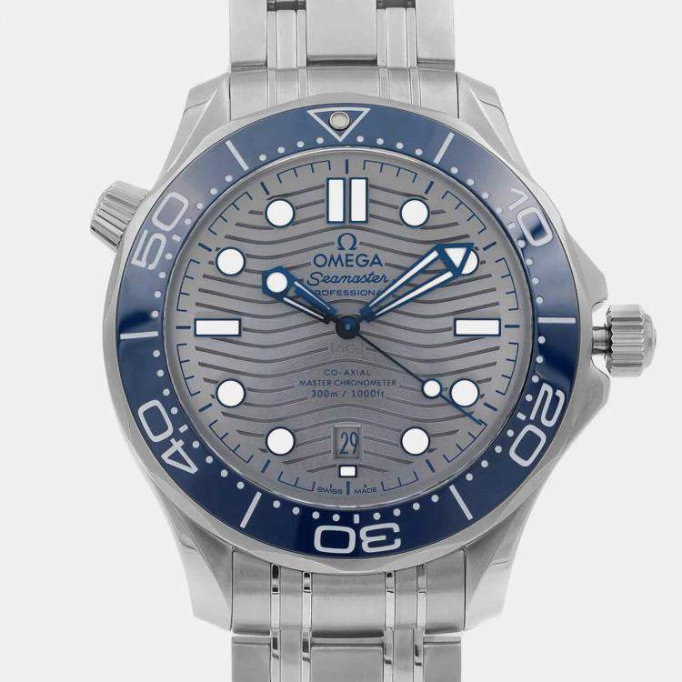 Pre Owned Omega Grey Stainless Steel Seamaster Diver 210.30.42.20.06.001 Automatic Men's Wristwatch 42 mm