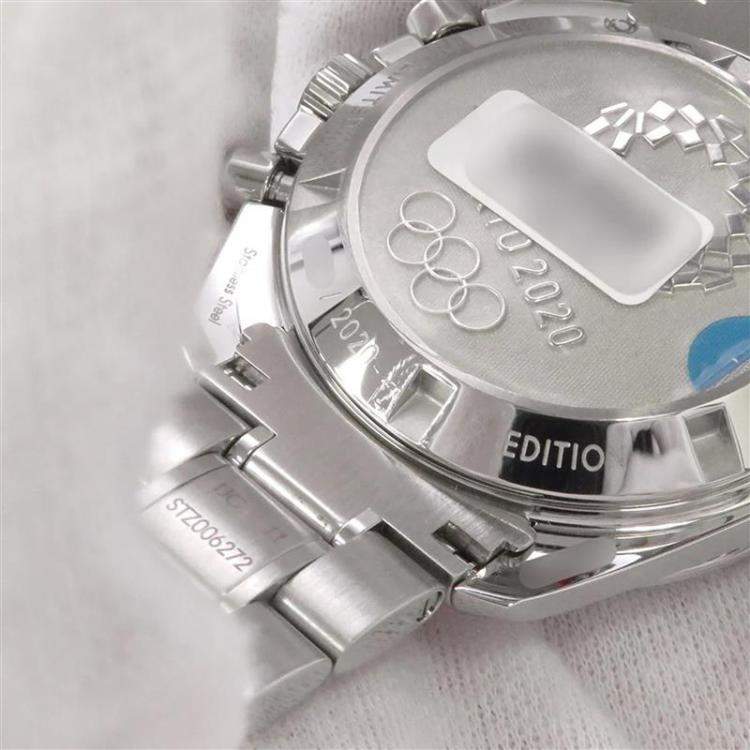 Pre Owned Omega Speedmaster 522.30.42.30.04.001 Manual Winding Silver Stainless Steel  Men's Wristwatch 42 mm