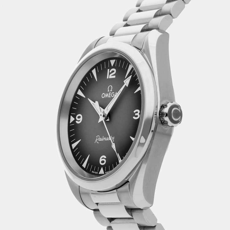 Pre Owned Pre-Owned Omega Seamaster Railmaster 235.10.38.20.06.001