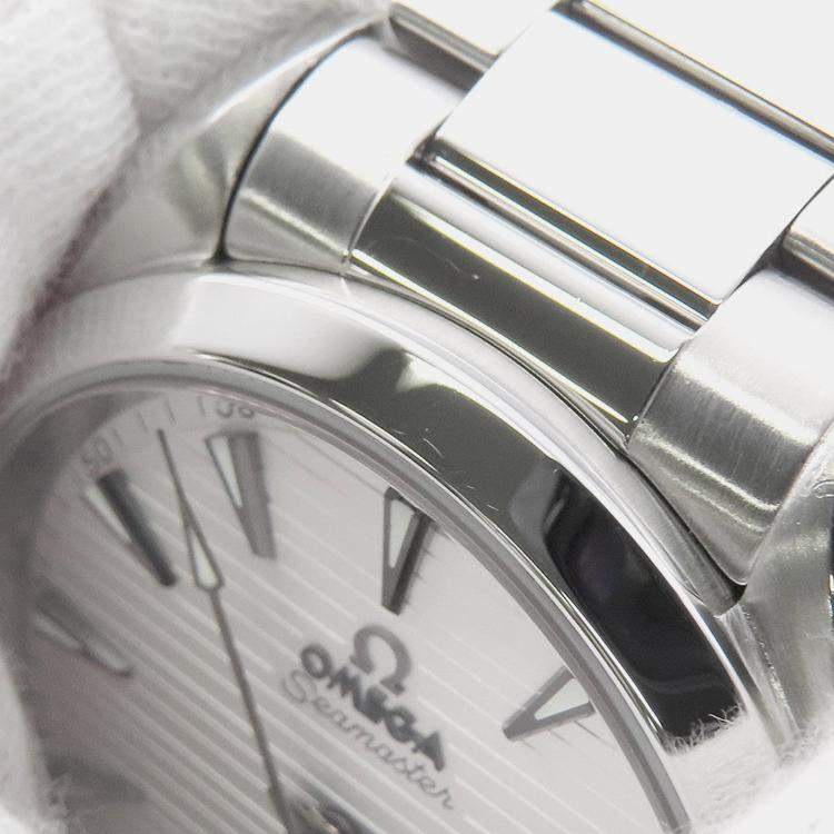 Pre Owned Omega Seamaster Aqua Terra 220.10.38.20.02.001 Automatic Silver Stainless Steel Men's Wristwatch 38 mm