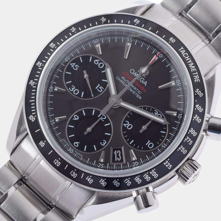 Pre Owned Omega Grey Stainless Steel Speedmaster Date 323.30.40.40.06.001 Automatic Men's Wristwatch 40 mm