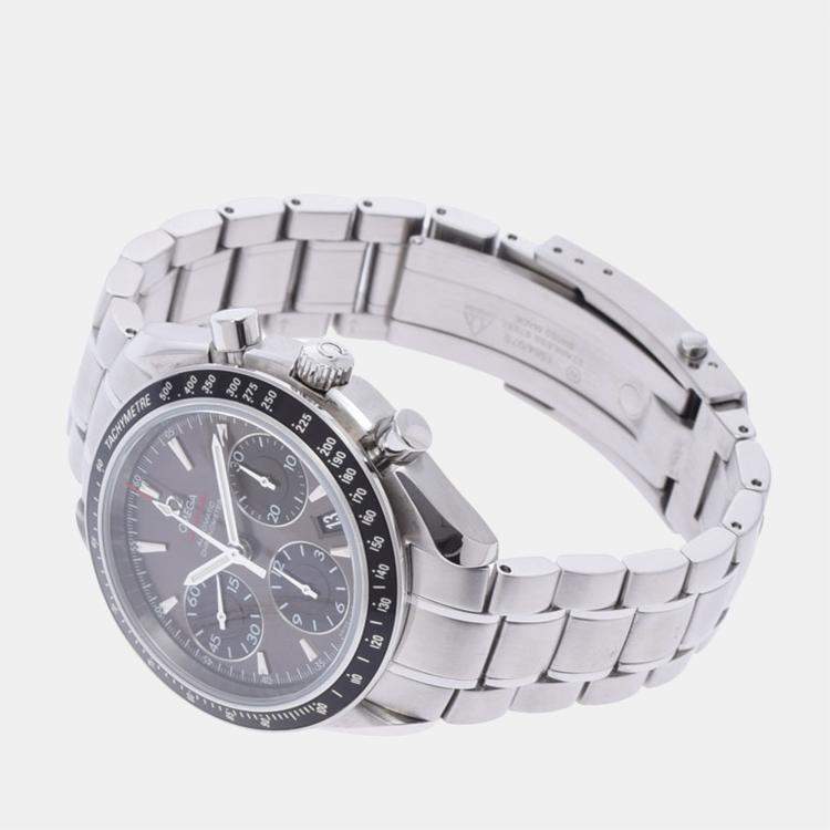 Pre Owned Omega Grey Stainless Steel Speedmaster Date 323.30.40.40.06.001 Automatic Men's Wristwatch 40 mm