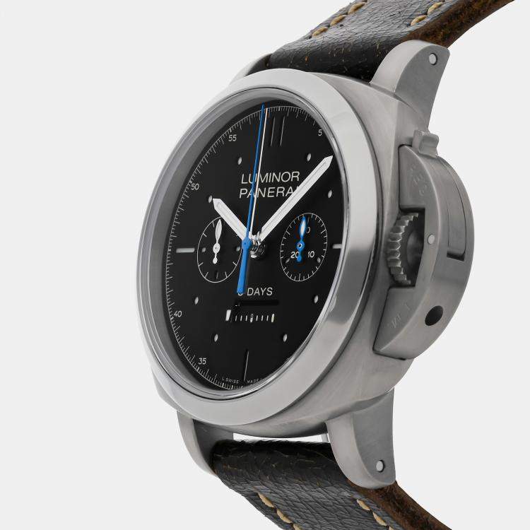 Pre Owned Panerai Black Titanium Luminor PAM00530 Manual Winding Men's Wristwatch 47 mm