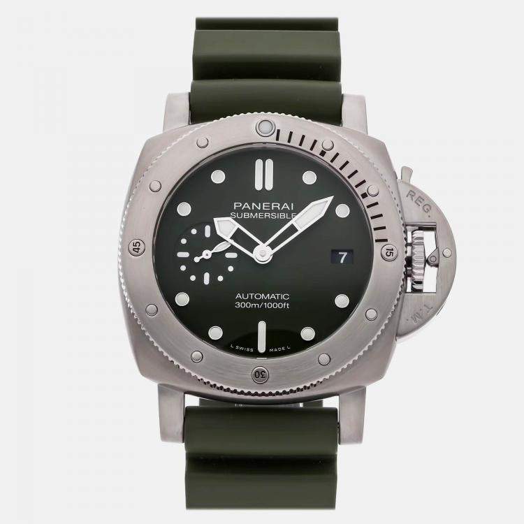 Pre Owned Panerai Luminor Submersible PAM01055 Automatic Green Stainless Steel Men’s Wristwatch 42 mm