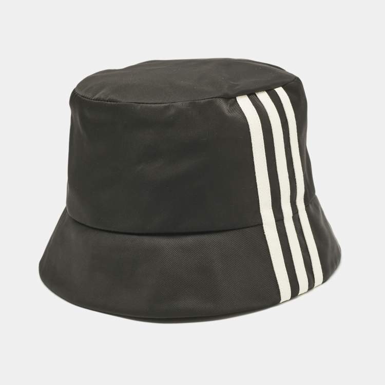 Pre Owned Prada X Adidas Black Logo Applique Re-Nylon Bucket Hat 