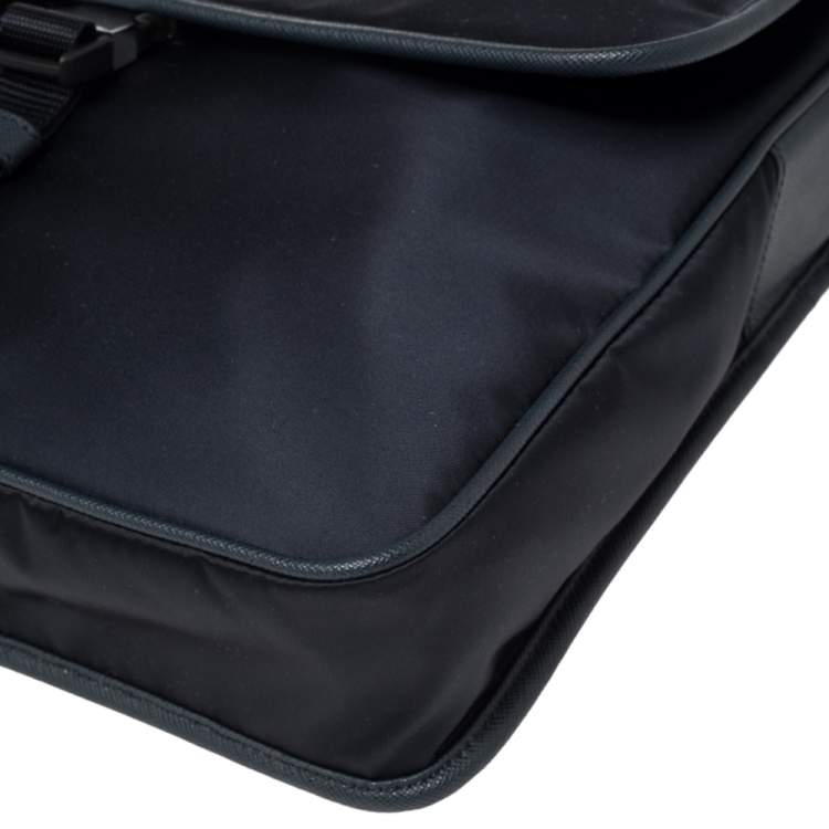 Pre Owned Prada Navy Blue Tessuto Nylon and Saffiano Leather Messenger Bag