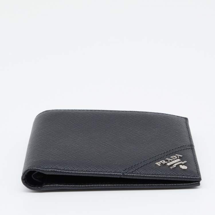 Pre Owned Prada Black Saffiano Leather Bifold Wallet
