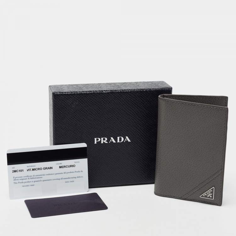 Pre Owned Prada Grey Leather Logo Bifold Card Case