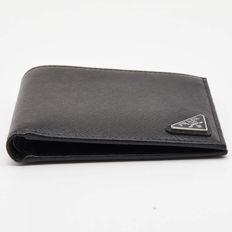 Pre Owned Prada Saffiano Leather Triangle Logo Bifold Wallet