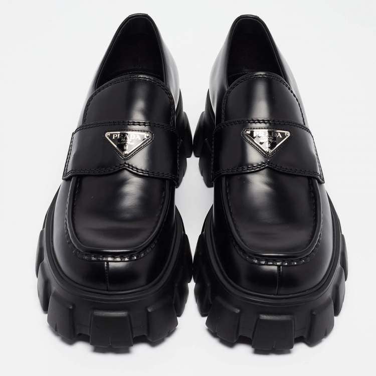 مملوكة مسبقًا Prada Black Leather Monolith Chunky Loafers Size 43.5