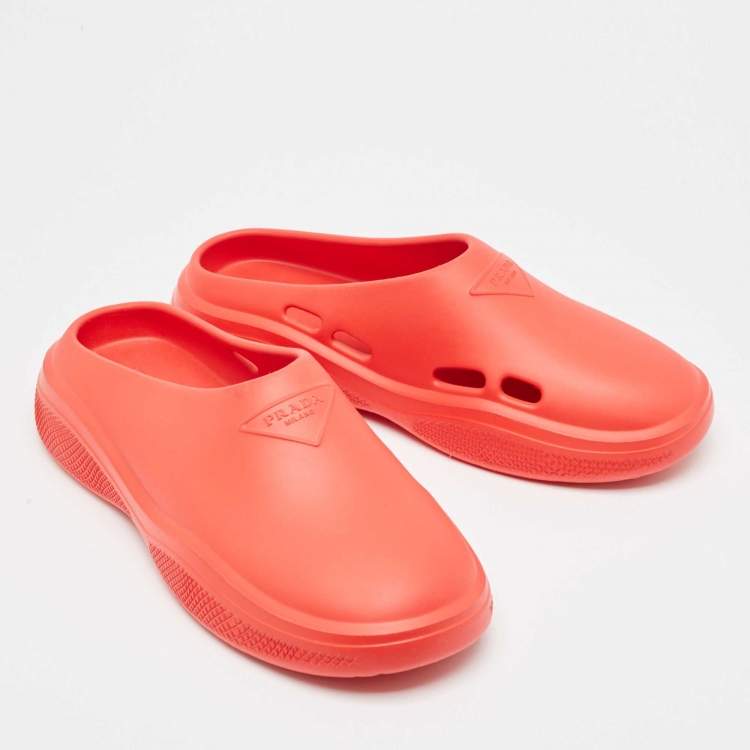 Pre Owned Prada Red Rubber Flat Mules Size 42