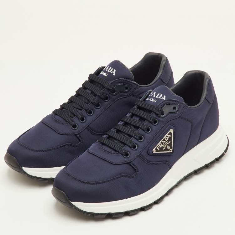 Pre Owned Prada Prax 01 Size 41.5 Navy Blue Nylon Low Top Sneakers